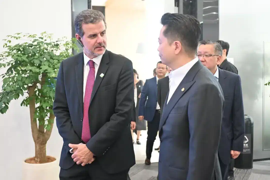 President of the Supreme Court of Brazil Visited CHINT-6